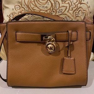 Authentic Michael Kors crossbody